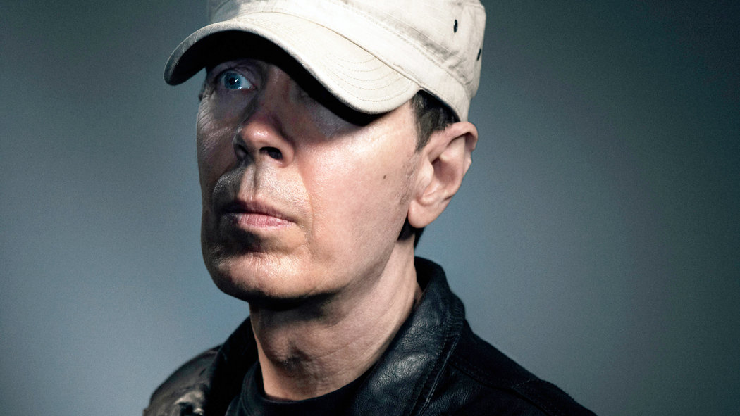 12SCOTTWALKER-videoSixteenByNine1050